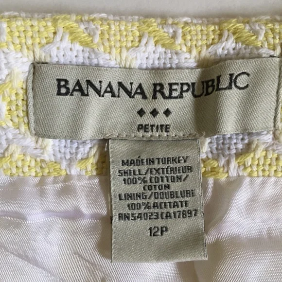 Banana Republic white and yellow pencil skirt. Size 12P. - Picture 3 of 10